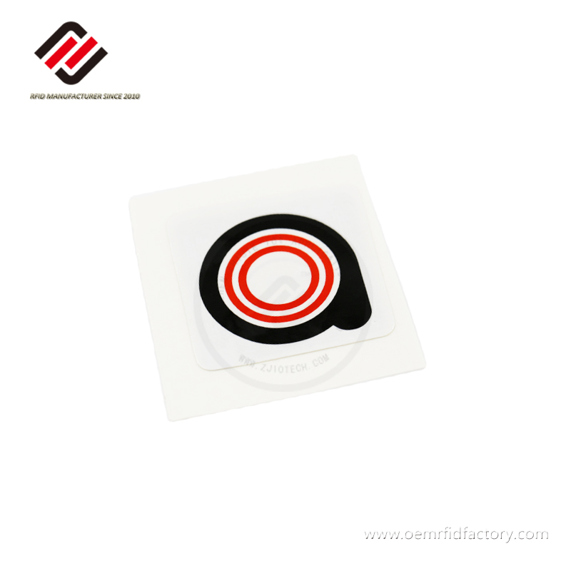 Diameter 30mm Round Shape  Ntag215 NFC Tag Sticker 13.56Mhz Passive Paper Label 
